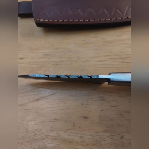 New Men's Handmade Damascus Steel Knife w/ Sheath | Hunting Camping Fixed Blade - Picture 11 of 11